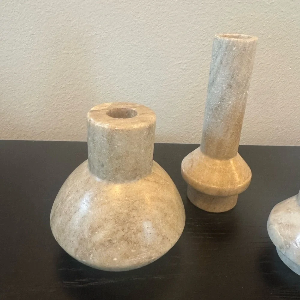 Elegant Tan Marble Candleholders - Picture 2 of 6